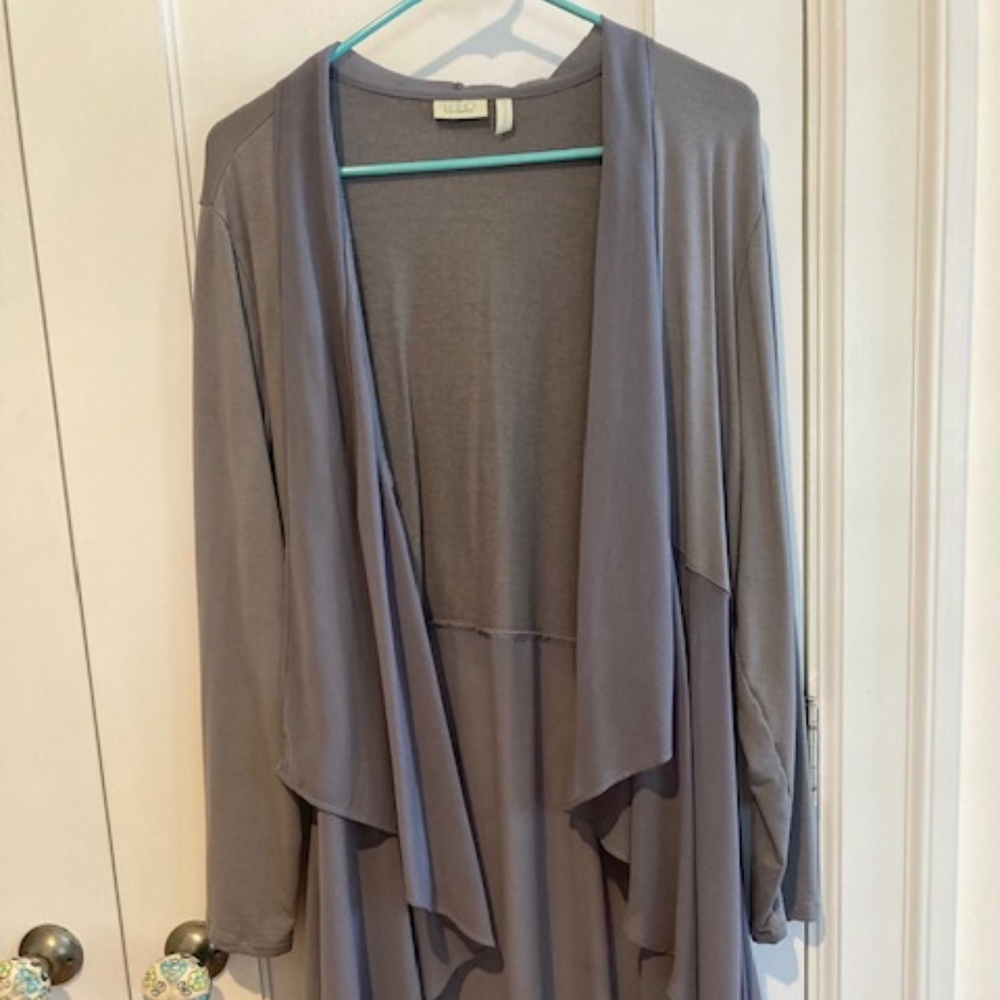 Logo lounge by Lori Goldstein Cardigan